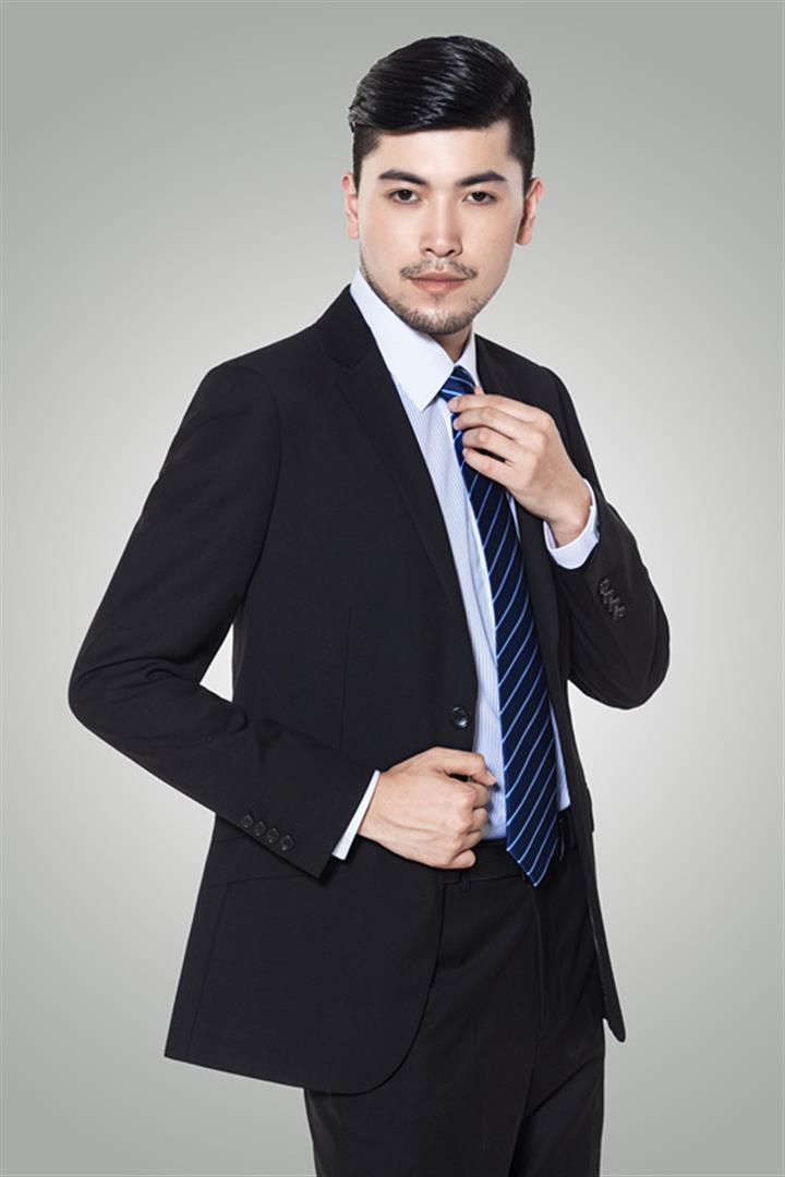 齐莱童 灯光与摄影艺术负责人